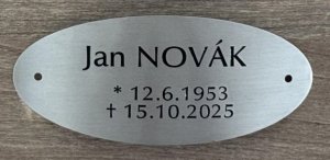 Štítek na urnu